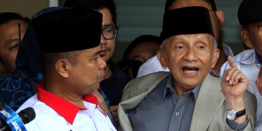 Amien Rais diperiksa, kubu Prabowo soroti independensi polisi