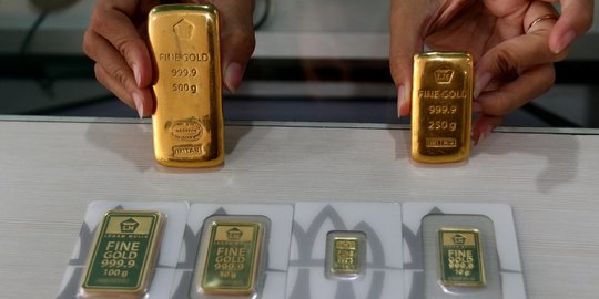 Harga emas hari ini tak beranjak dari Rp 664.000 per gram