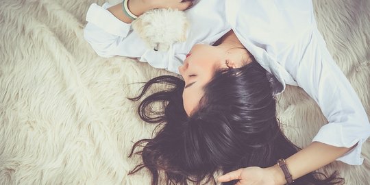 Tidur berlebihan sama tak sehatnya dengan kurang tidur