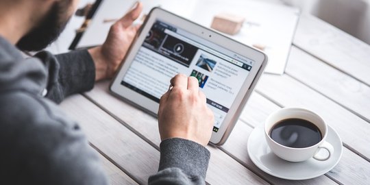 senyaman mungkin agar mata tidak stres