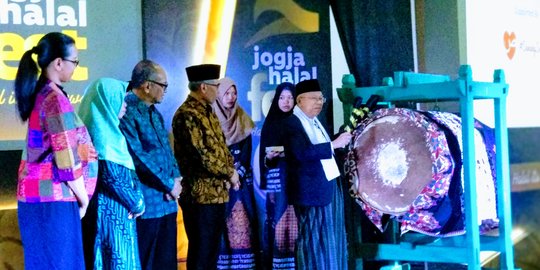 Hadiri penutupan Jogja Halal Fest, Ma'ruf Amin kampanyekan 'halal is my life'