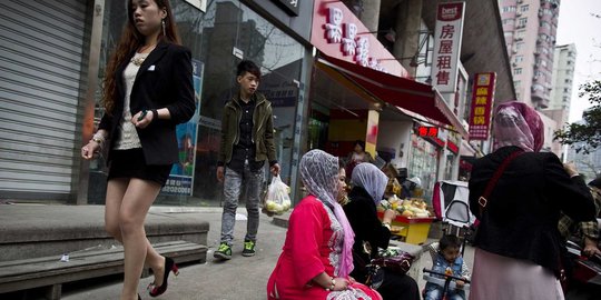 nama islami bagi umat muslim uighur rev1