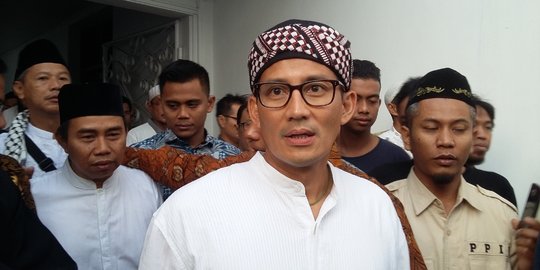 Ke Daarut Tauhid tak bertemu Aa Gym, Sandiaga akhirnya beli susu kambing