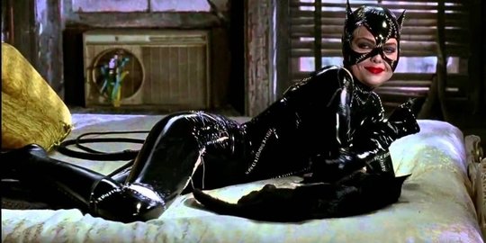 10 superhero wanita terseksi yang jadi pujaan para pecinta komik dan film