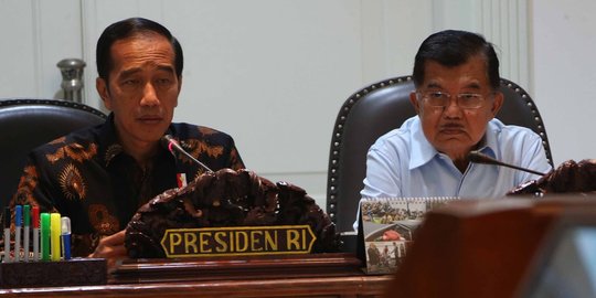 Jokowi: Pembayaran utang RS sampai ke Presiden, mestinya rampung di Menkes