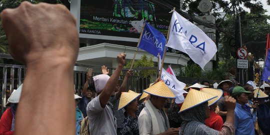 Aksi massa KIARA geruduk kantor Kementerian Kelautan dan Perikanan