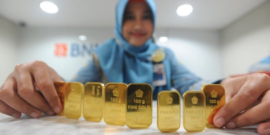 Harga emas kembali dibuka melemah Rp 4.000 menjadi Rp 671.000 per gram