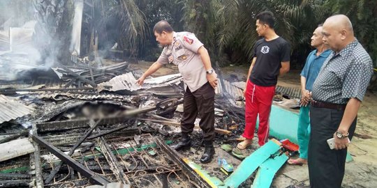 Lokalisasi di Pekanbaru terbakar, satu penghuni rumah tewas terpanggang