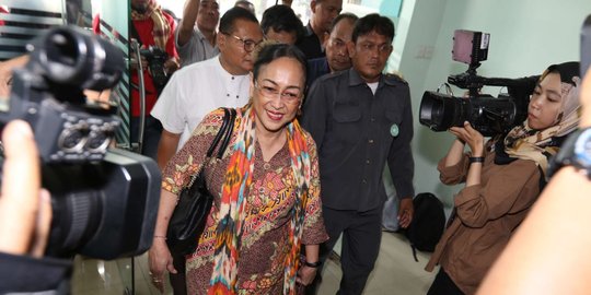Sidang praperadilan, Sukmawati Soekarnoputri disoraki pendukung Rizieq