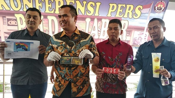 grup facebook gay bandung