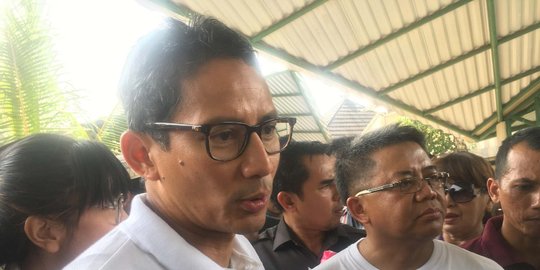 Sandiaga sebut RI saat ini tengah krisis ekonomi, UKM harus pintar berhemat