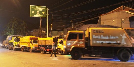 Polemik sampah di Bantargebang gara-gara dana kemitraan DKI tak lancar