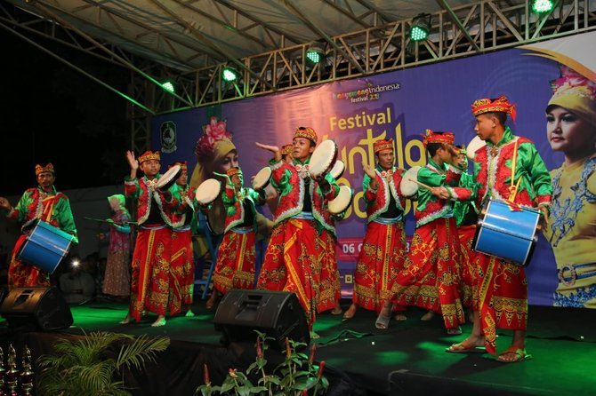 seni kuntulan khas banyuwangi