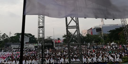 Jokowi persilakan santri beda pilihan politik, tapi jangan saling fitnah