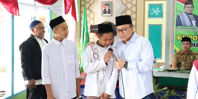 Hari Santri, Zulhasan janji perjuangkan anggaran buat pesantren di luar Pulau Jawa