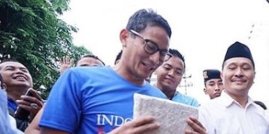 Tim Jokowi anggap Sandi jauh seperti Bung Hatta kayak langit dan bumi