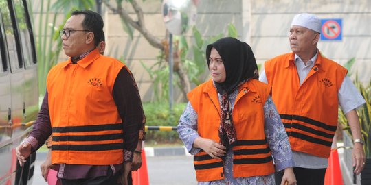 KPK perpanjang penahanan tiga tersangka suap DPRD Sumut