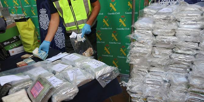 Polisi Spanyol sita enam ton kokain disembunyikan dalam pisang