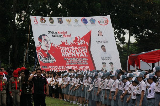 pekan kerja nyata pkn revolusi mental 2018 di lapangan koni sario kota manado