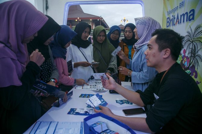 bri dukung kemlu ri gelar diplofest di yogyakarta