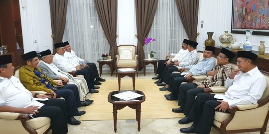 Wapres Jusuf Kalla kumpulkan pimpinan Ormas Islam di rumah dinas