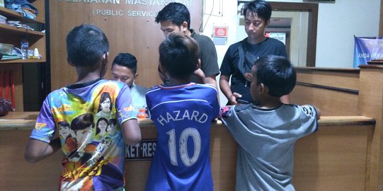 Detik-detik saat bocah perempuan di Makassar tersiram bensin dan terbakar