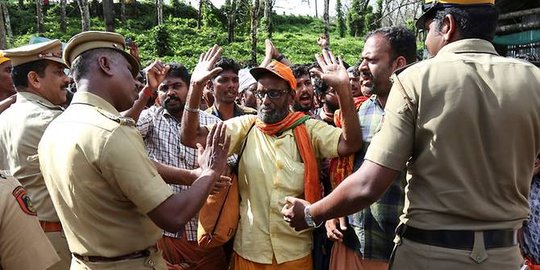 Demo pencabutan larangan perempuan haid masuk kuil, 2.000 orang ditangkap di India