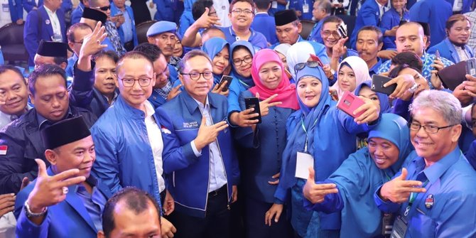 Di hadapan kader DPW Jatim, Zulkifli Hasan optimistis PAN menang Pemilu