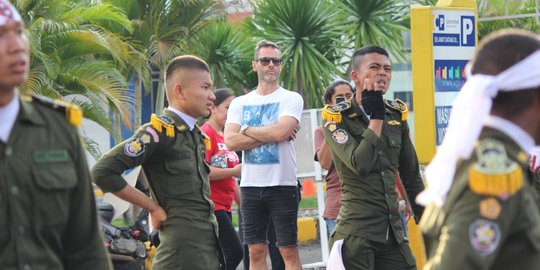 Turis asing ikut nikmati meriahnya Pekan Kerja Nyata Revolusi Mental 2018 di Manado