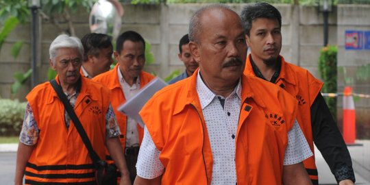 KPK periksa 14 tersangka anggota DPRD Malang terkait suap