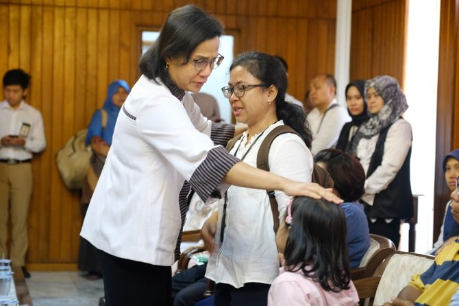 sri mulyani bertemu keluarga korban lion air jt