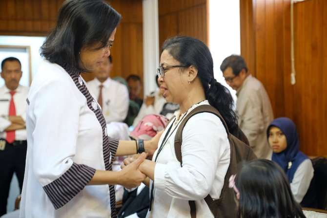 sri mulyani bertemu keluarga korban lion air jt