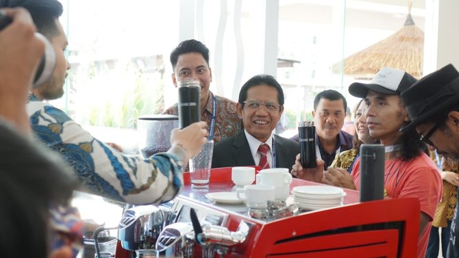 bri berdonasi untuk konservasi laut sekaligus promosikan kopi indonesia di occ 2018