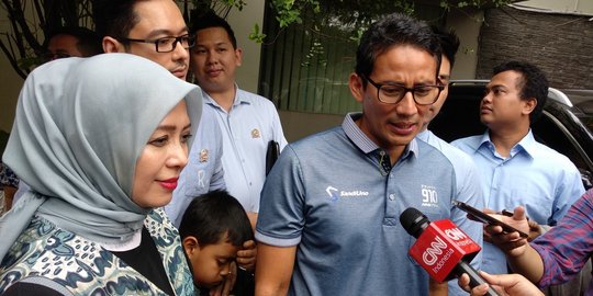 Istri dilaporkan karena hadir di deklarasi Gerakan Emas, ini reaksi Sandiaga