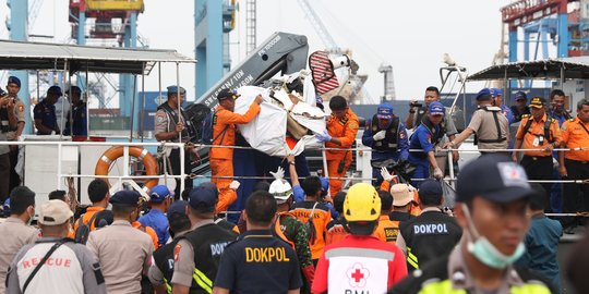 SAR gabungan kembali temukan serpihan dan korban Lion Air JT610