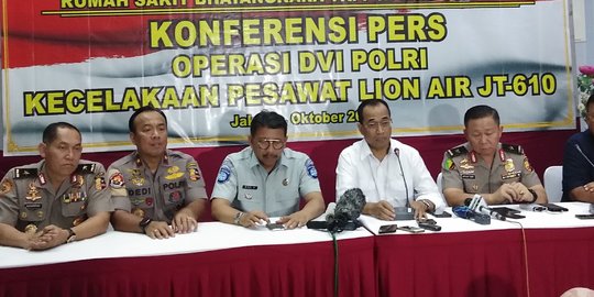 Datang ke RS Polri, Menhub ucapkan duka cita dan semangati keluarga korban Lion Air