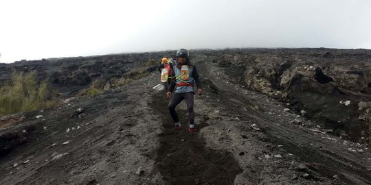 Semburan awan panas, pendakian Gunung Semeru dibatasi sampai Kalimati