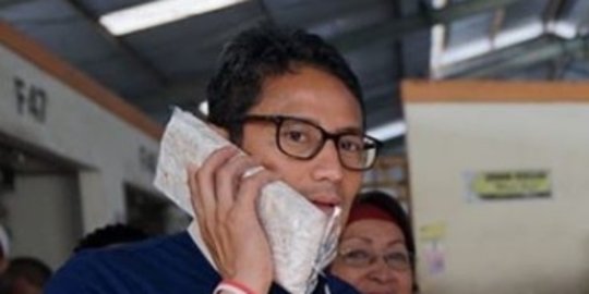 Sandiaga Uno tantang Jokowi lomba mencari ukuran tempe