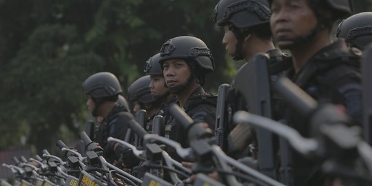 dan helm tahan peluru rev1