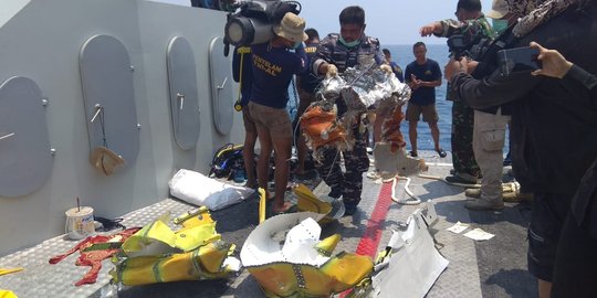 Black box ditemukan, pencarian korban Lion Air JT610 terus lanjut