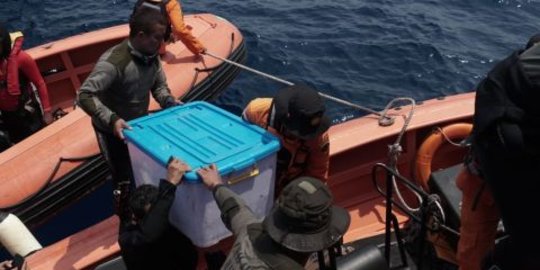 4 Cerita ini ungkap betapa beratnya mencari black box di dasar laut