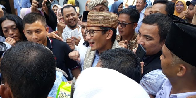 Sandiaga akan kunjungi Palu, kubu Jokowi bilang 'bagus tapi telat'