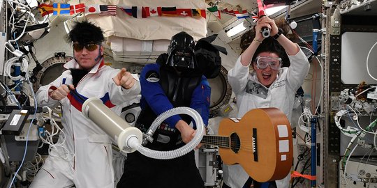 Perayaan unik Helloween ala astronaut di luar angkasa