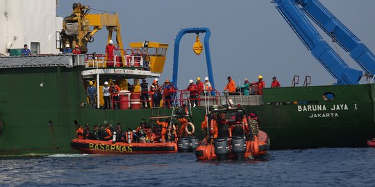 Hari ke-6 pencarian, Tim SAR temukan turbin dan roda Lion Air PK-LQP