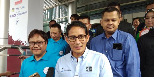 Sandiaga Uno ngaku dapat keluhan sepi pembeli dari pedagang Pasar Majene