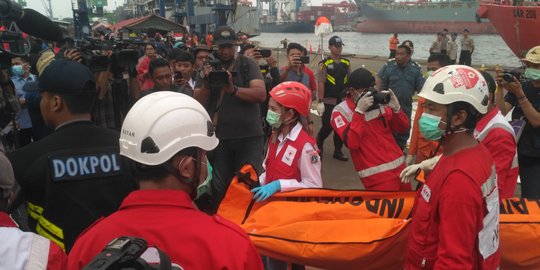 Sepekan evakuasi Lion Air jatuh, 105 kantong jenazah diterima RS Polri