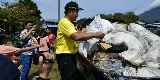 Perangi sampah plastik, Maximiliaan J Lomban dijuluki Wali Kota tumbler