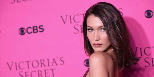 5 Tips cantik Bella Hadid, supermodel adik Gigi Hadid