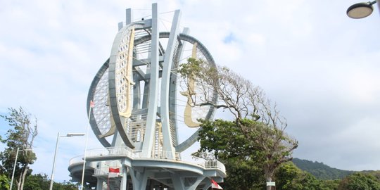 Serunya berkunjung ke ujung barat Indonesia, Tugu Kilometer 0