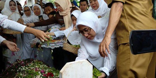 Potret kedekatan Jaksa Dodi, korban Lion Air jatuh dengan 3 putra putrinya